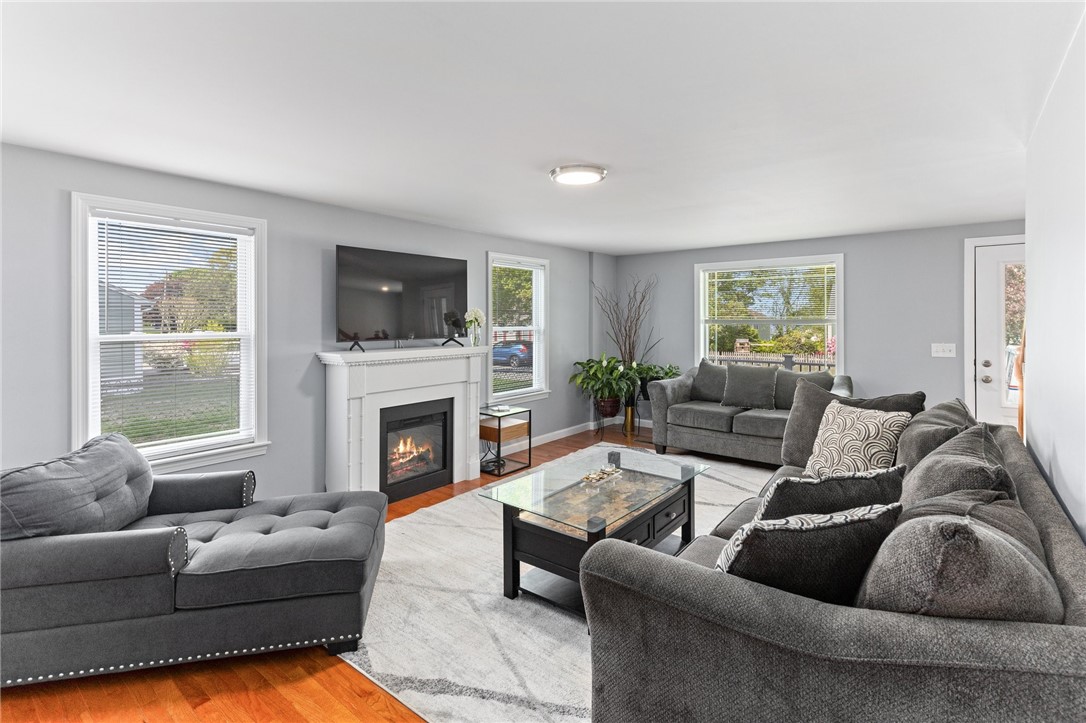 15 Cedar Drive Bristol, RI 02809 - Photo 11 of 27