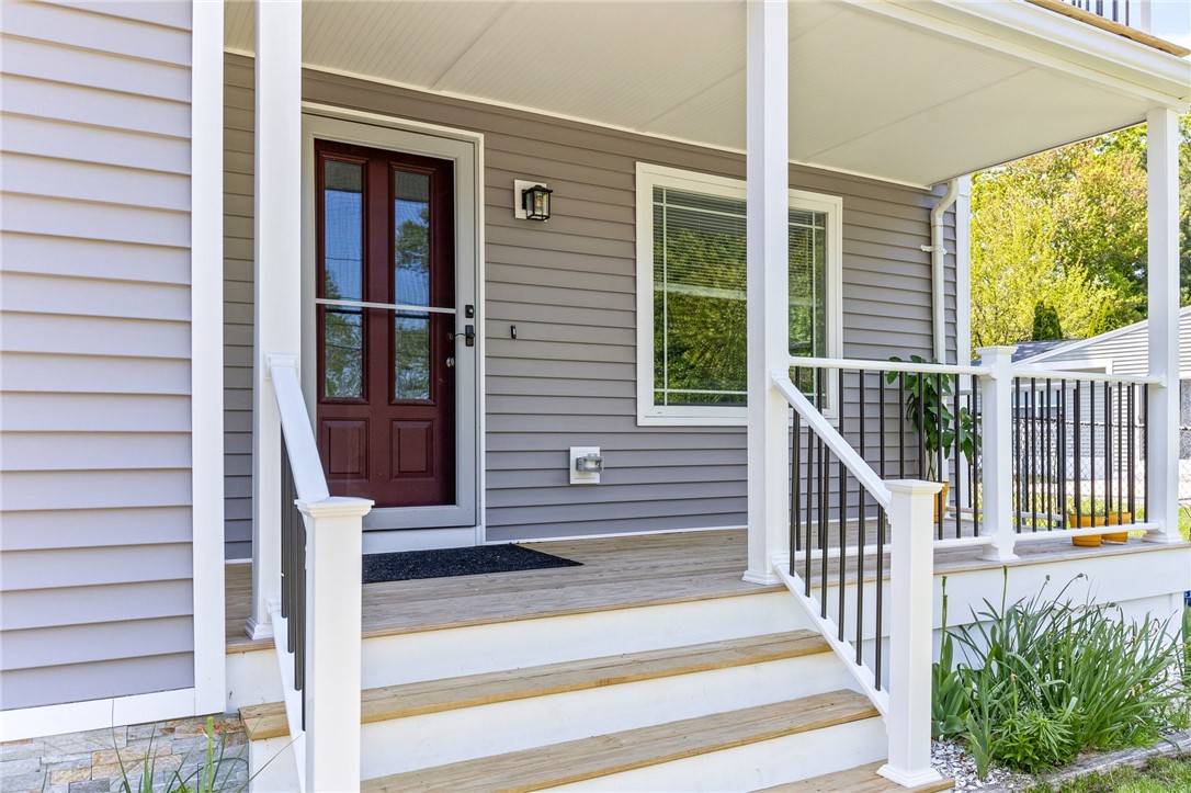 15 Cedar Drive Bristol, RI 02809 - Photo 4 of 27