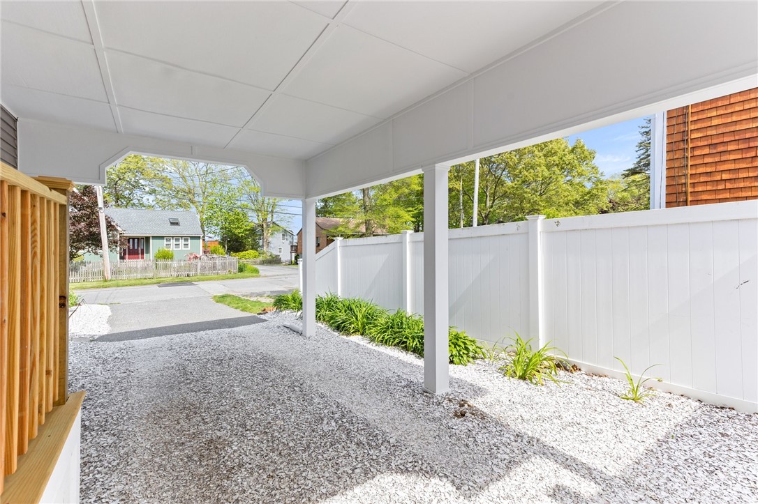 15 Cedar Drive Bristol, RI 02809 - Photo 5 of 27