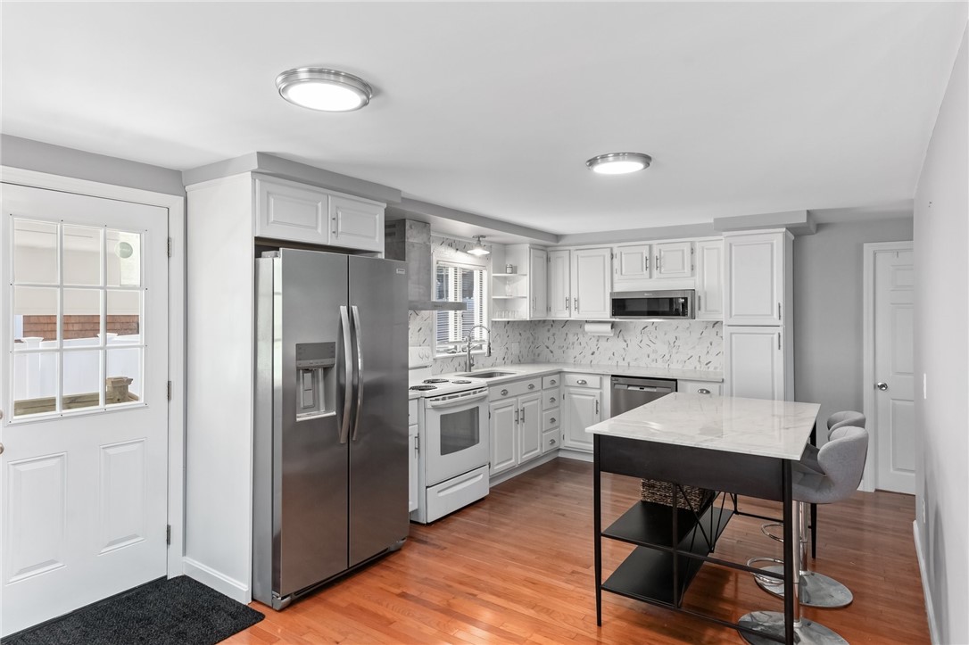 15 Cedar Drive Bristol, RI 02809 - Photo 9 of 27