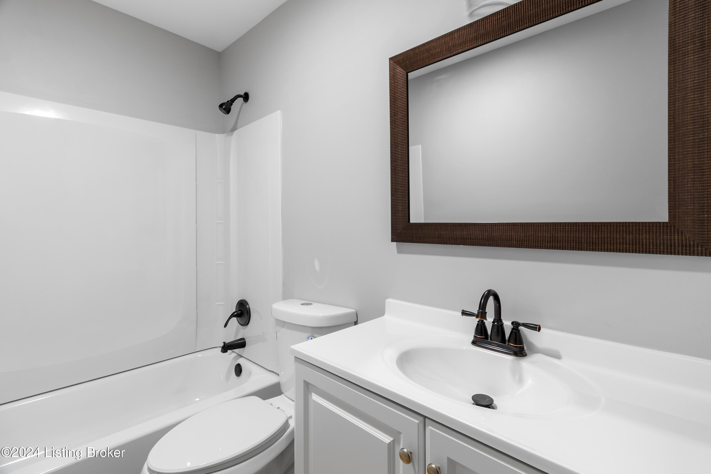 6678 Rutledge Road Louisville, KY 40258 - Photo 26 of 32 6678 Rutledge Rd - 28