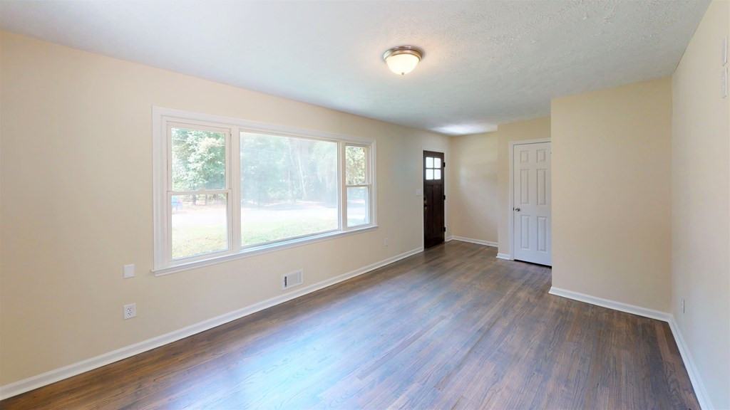 213 Daniel Street Jackson, SC 29831 - Photo 4 of 29 Gallery Image 4