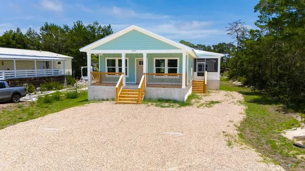 $282,500 | 1589 Sea Breeze Way, Carrabelle, FL 32322