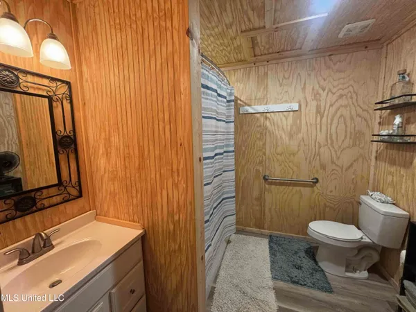 $752,500 | Shady Grove Road, Goodman, MS 39079