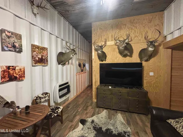 $752,500 | Shady Grove Road, Goodman, MS 39079