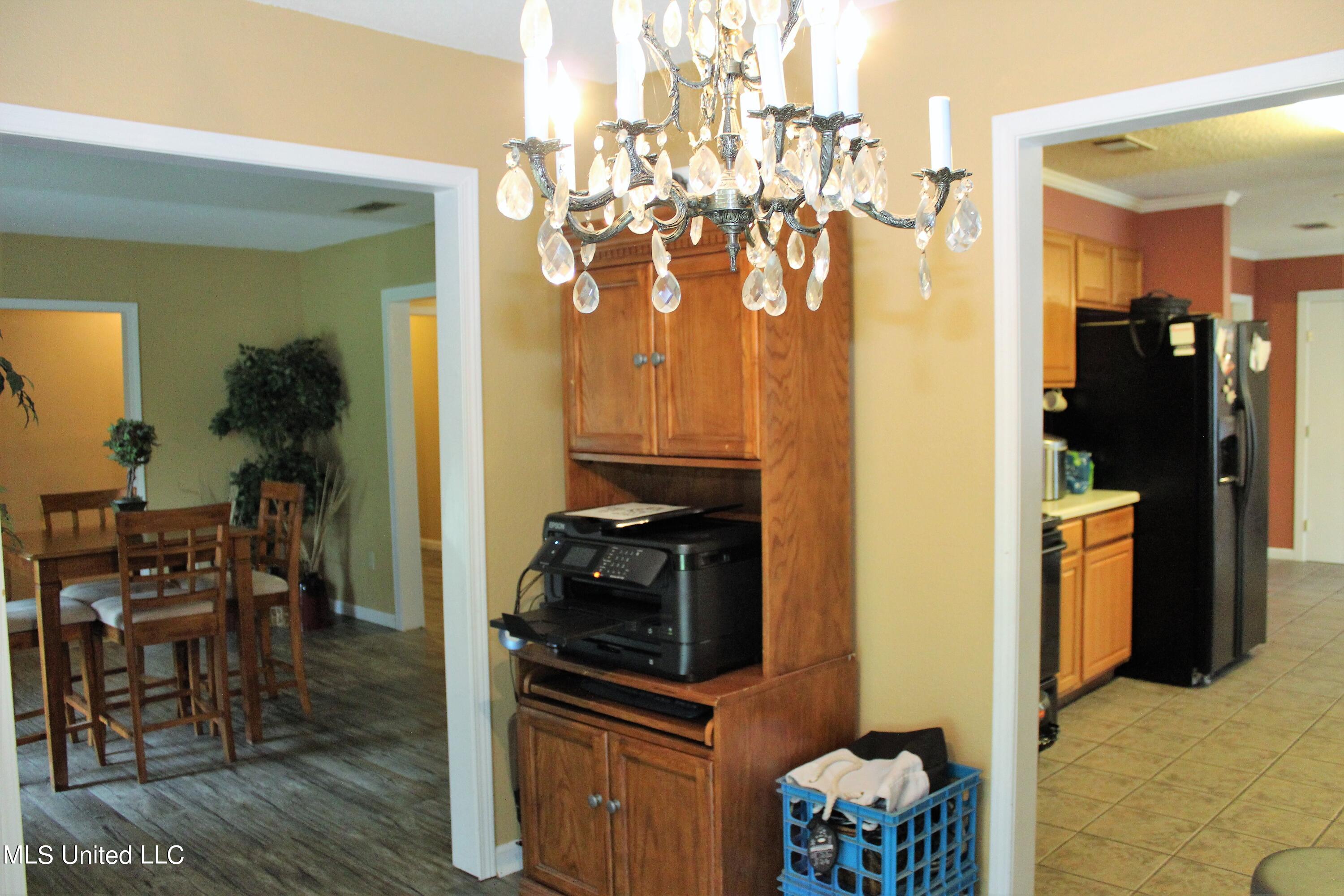 6917 Trehern Street Moss Point, MS 39563 - Photo 12 of 30 IMG_1438