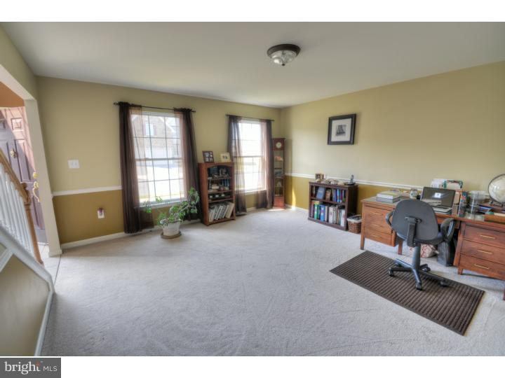 204 Clearview Drive Sinking Spring, PA 19608 - Photo 8 of 21