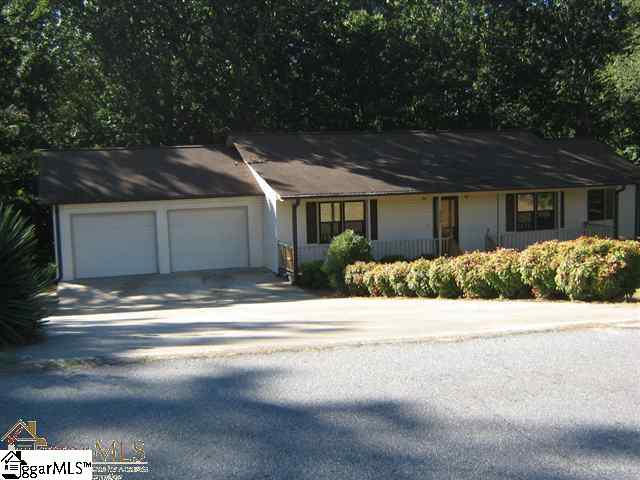 425 Hall Road Easley, SC 29642 - Photo 1 of 3 Gallery Image 1