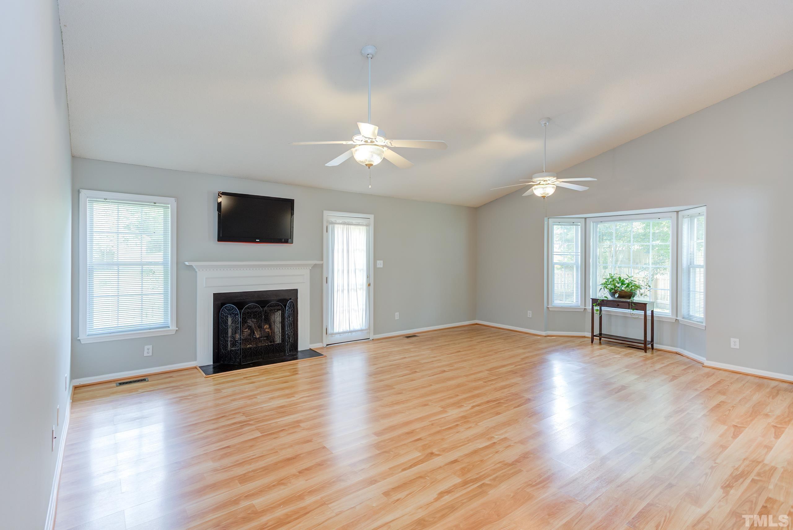 5105 Oxley Place Raleigh, NC 27616 - Photo 8 of 42 Gallery Image 8