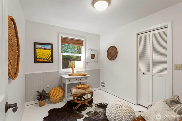 $790,000 | 6725 Northeast Sid Price Road, Poulsbo, WA 98370