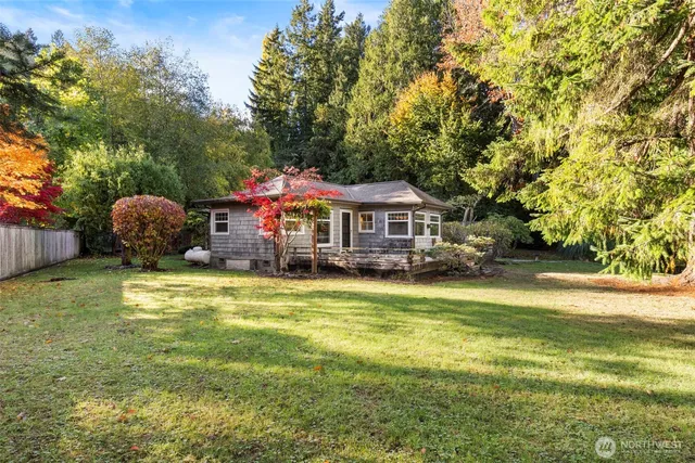 $790,000 | 6725 Northeast Sid Price Road, Poulsbo, WA 98370