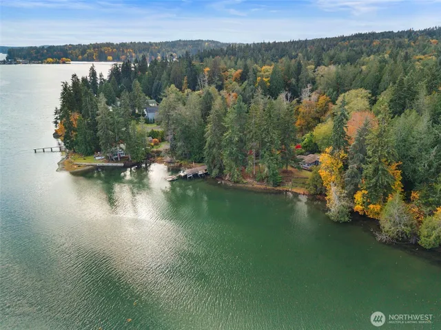 $790,000 | 6725 Northeast Sid Price Road, Poulsbo, WA 98370
