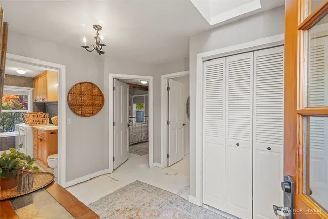 $790,000 | 6725 Northeast Sid Price Road, Poulsbo, WA 98370