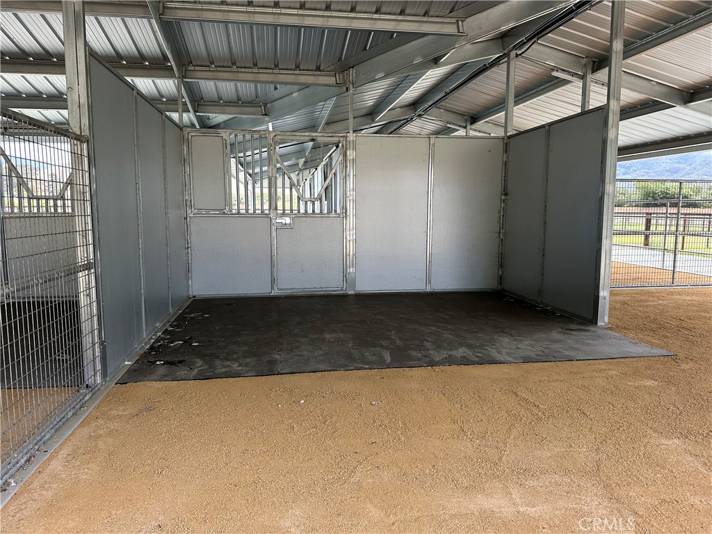 1970 Quintana Road Morro Bay, CA 93442 - Photo 25 of 38 a view of a garage