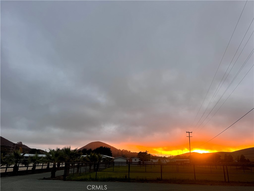 1970 Quintana Road Morro Bay, CA 93442 - Photo 28 of 38 a view of a yard