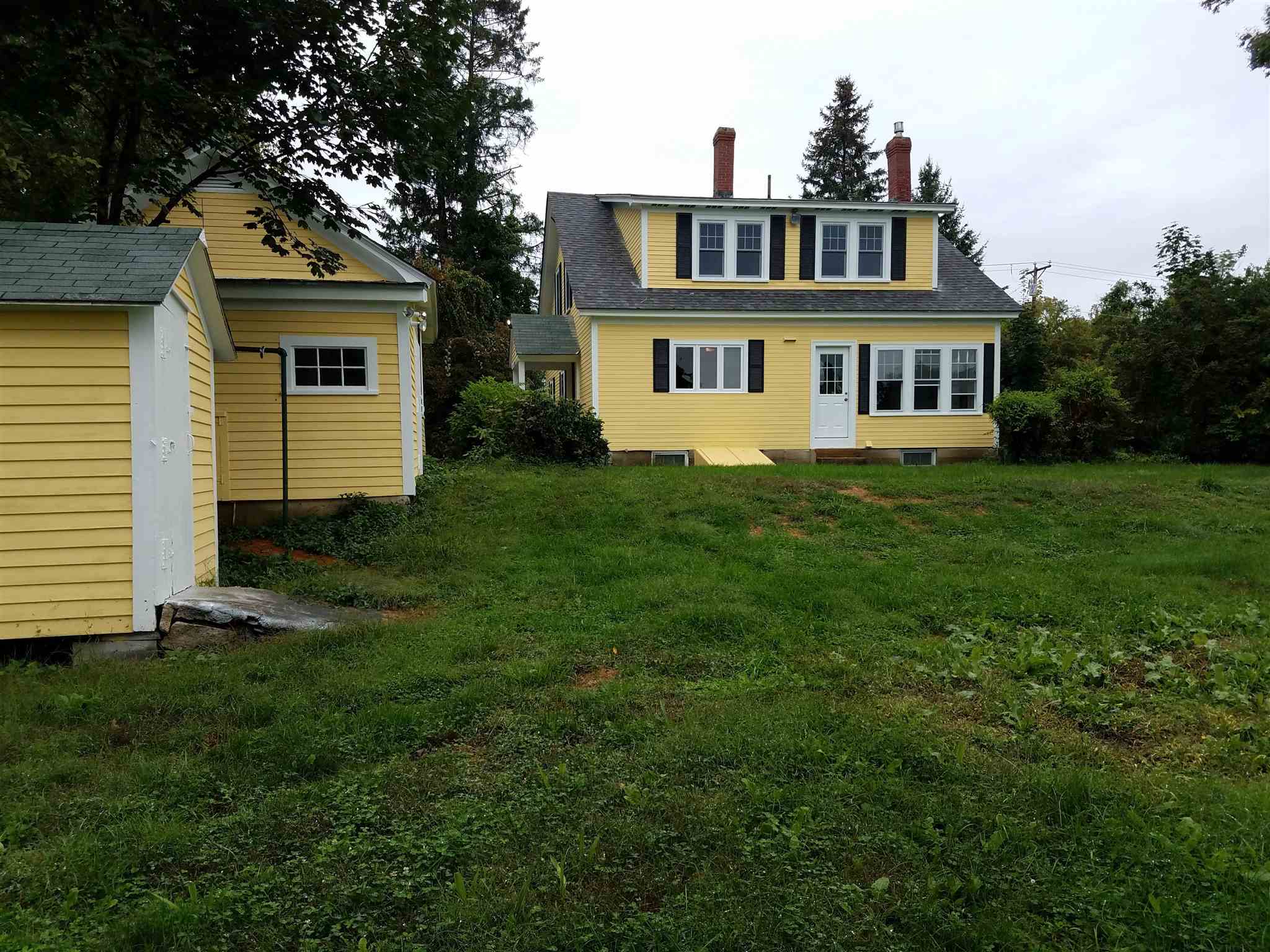 138 New Boston Road Bedford, NH 03110 - Photo 2 of 13 Gallery Image 2