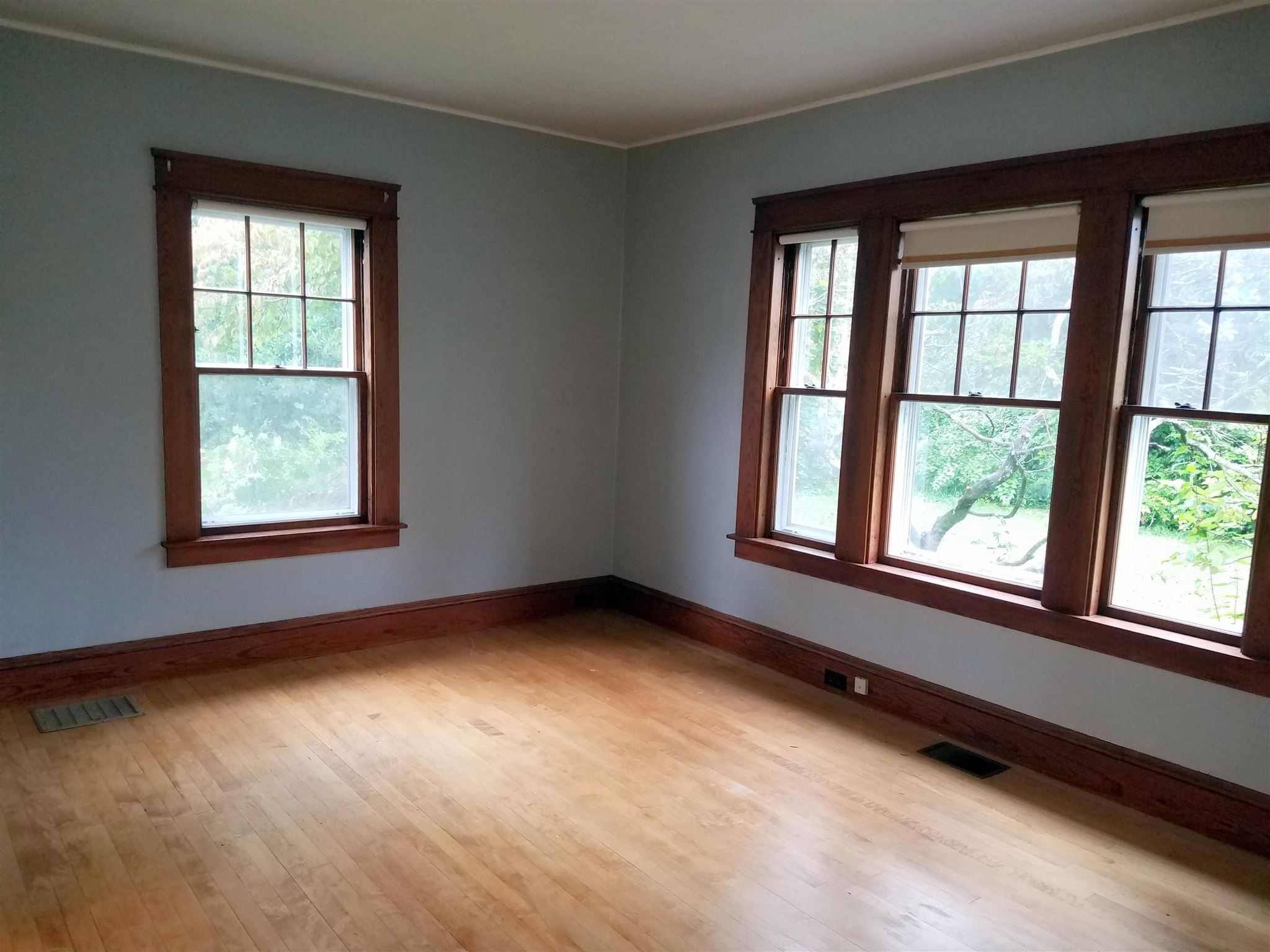 138 New Boston Road Bedford, NH 03110 - Photo 9 of 13 Gallery Image 9