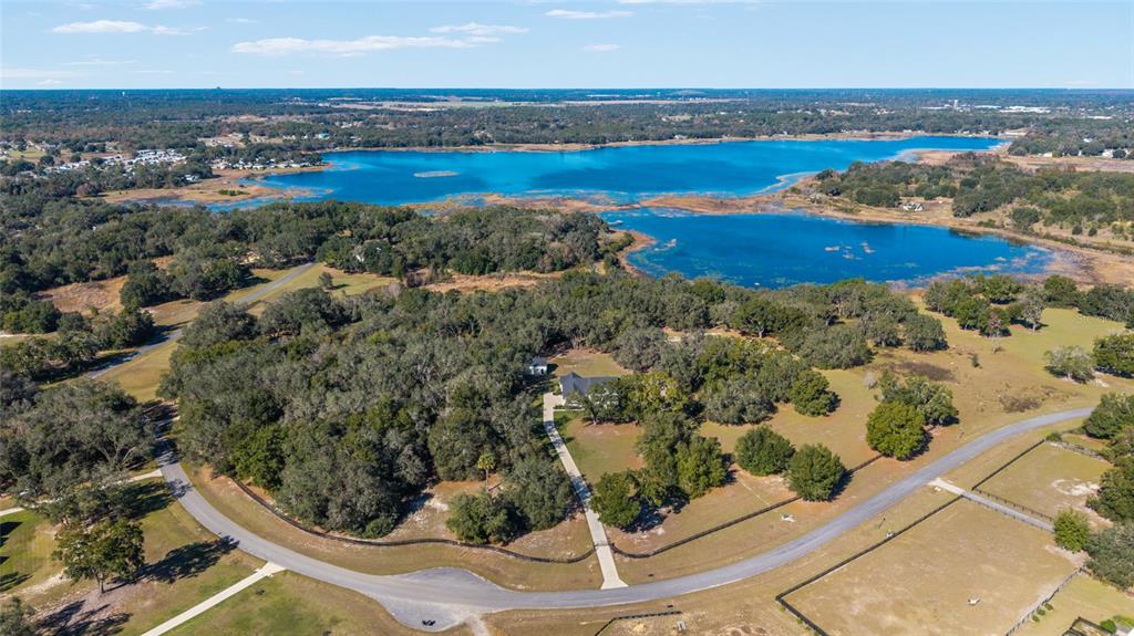 11592 Southeast 101st Court Road Belleview, FL 34420 - Photo 4 of 4