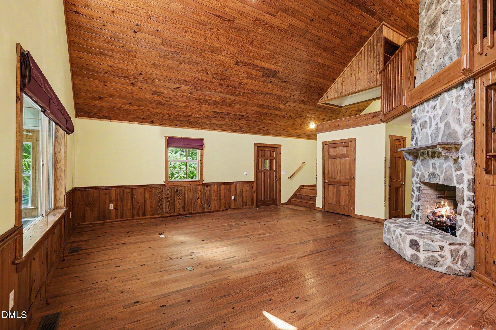 820 Reno Sharpe Store Road Bear Creek, NC 27207 - Photo 4 of 34