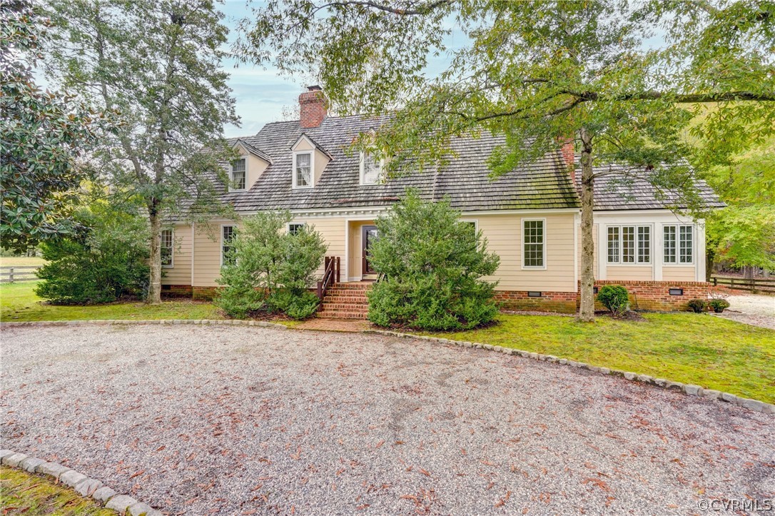 1101 Dover Road Manakin-Sabot, VA 23103 - Photo 4 of 50 front view of a house with a yard