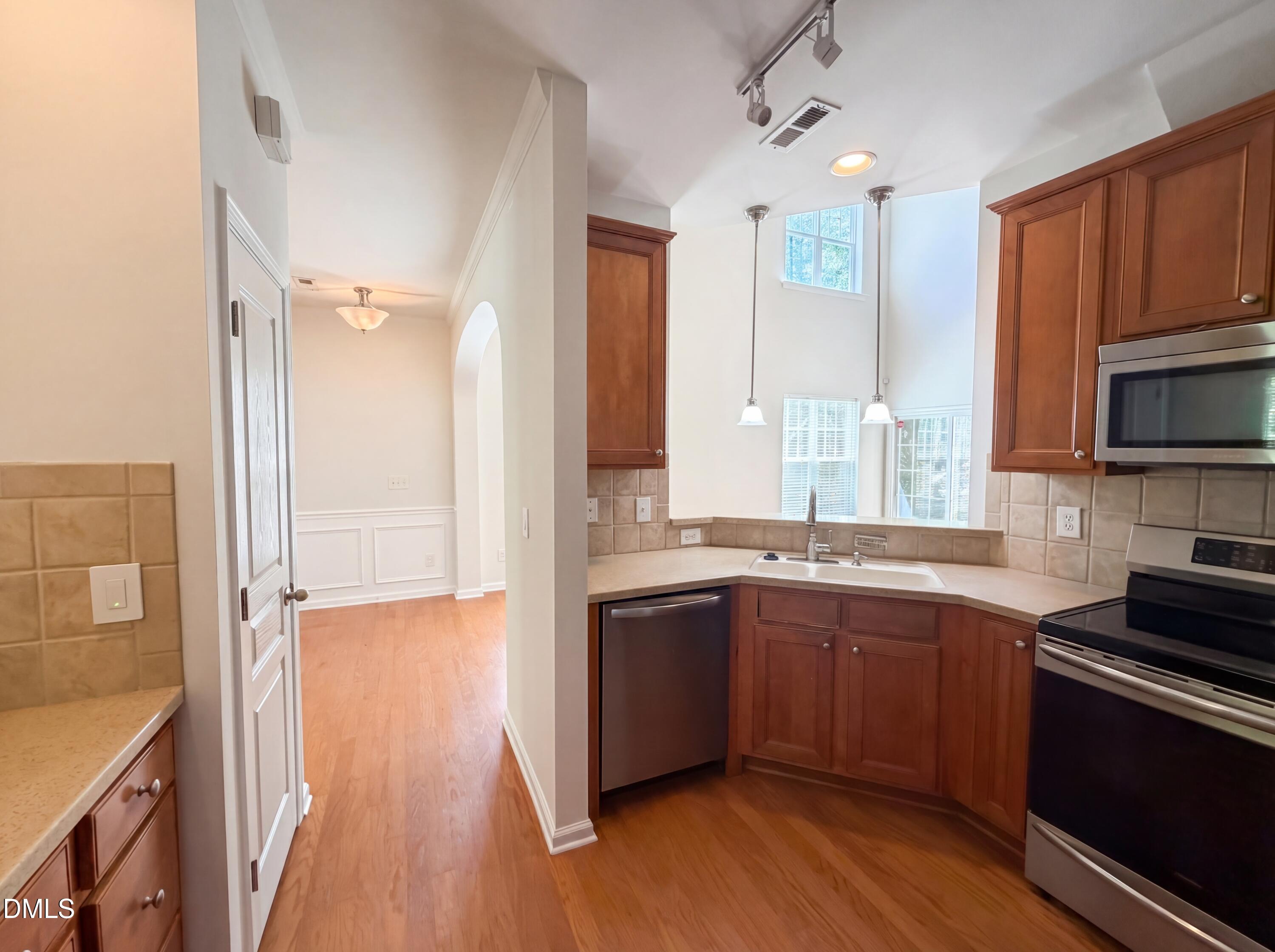 3216 Ranbir Drive Durham, NC 27713 - Photo 6 of 16 listing_5