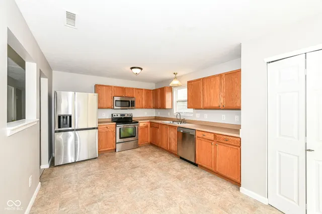 $339,000 | 12455 Deerview Drive, Noblesville, IN 46060