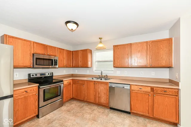 $339,000 | 12455 Deerview Drive, Noblesville, IN 46060