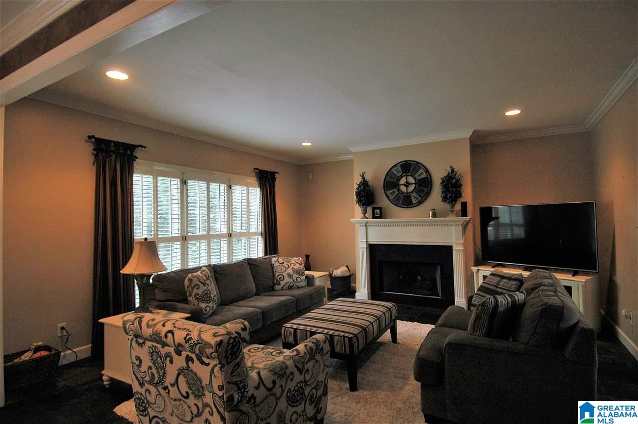73 Maple Trace Hoover, AL 35244 - Photo 11 of 50
