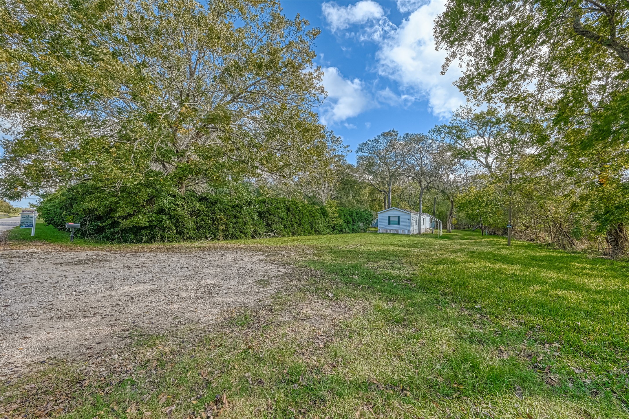 9205 Tigner Road Rosharon, TX 77583 - Photo 15 of 16