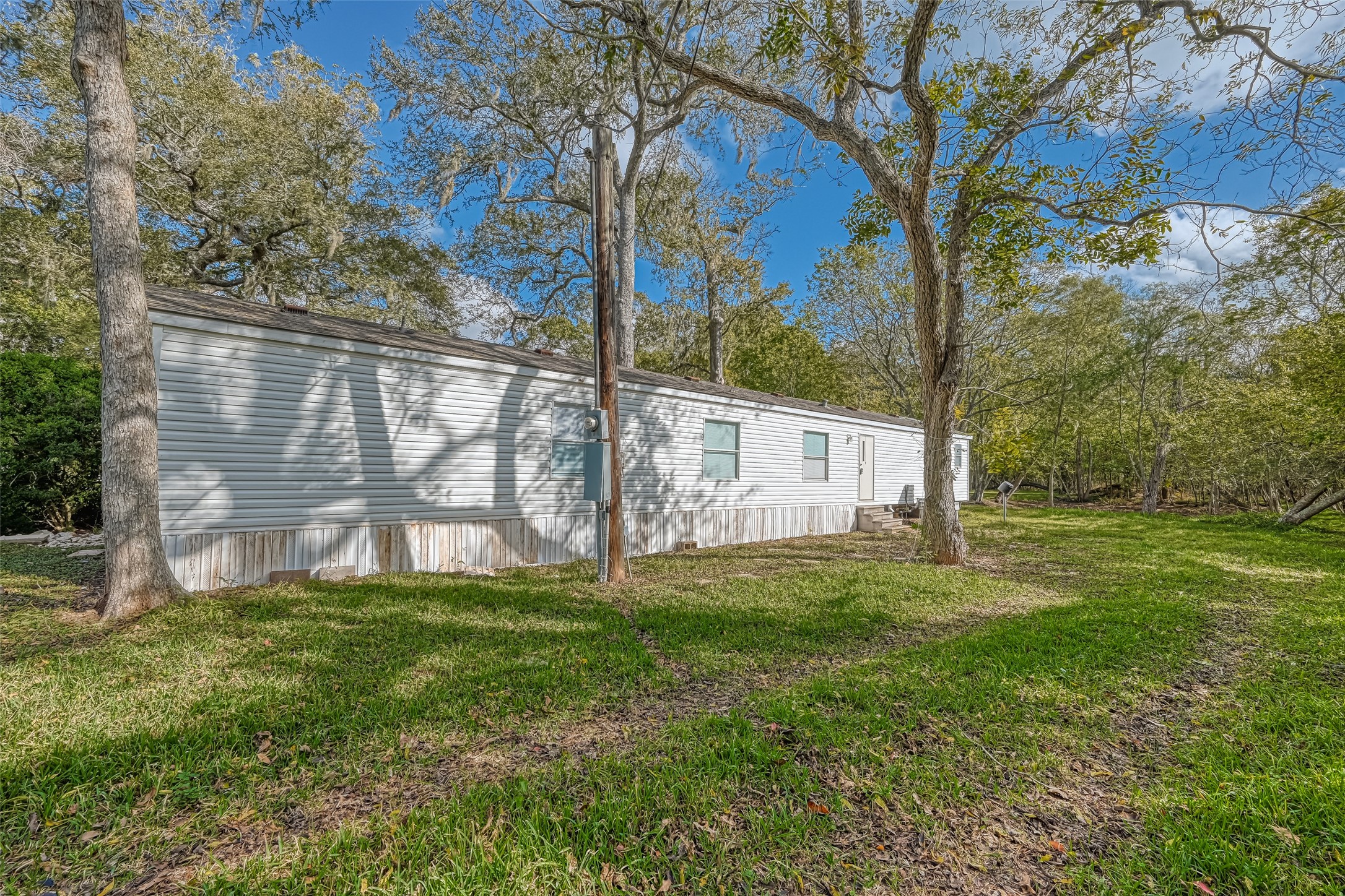 9205 Tigner Road Rosharon, TX 77583 - Photo 4 of 16