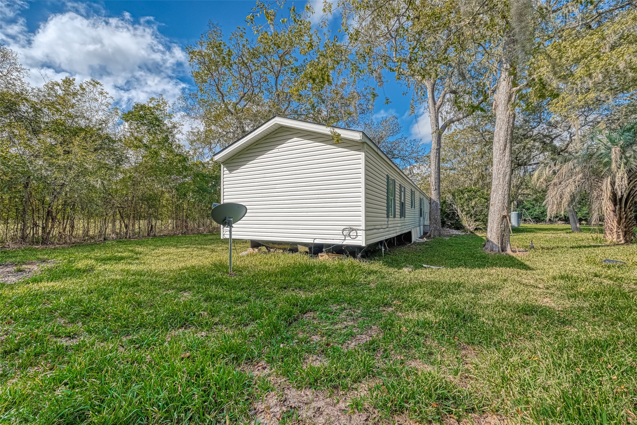 9205 Tigner Road Rosharon, TX 77583 - Photo 8 of 16