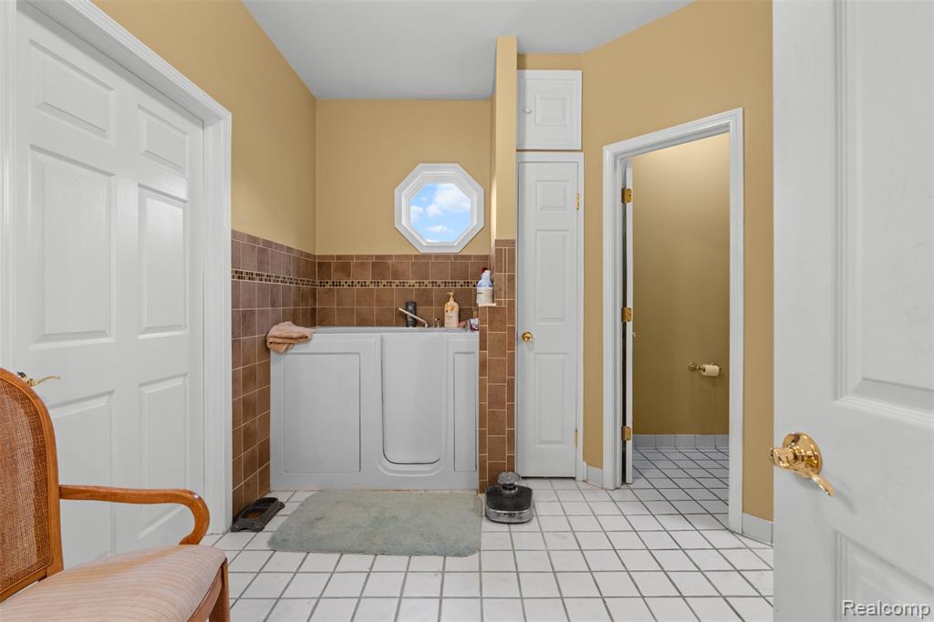 5700 Jankow Road Algonac, MI 48001 - Photo 18 of 65 Gallery Image 18