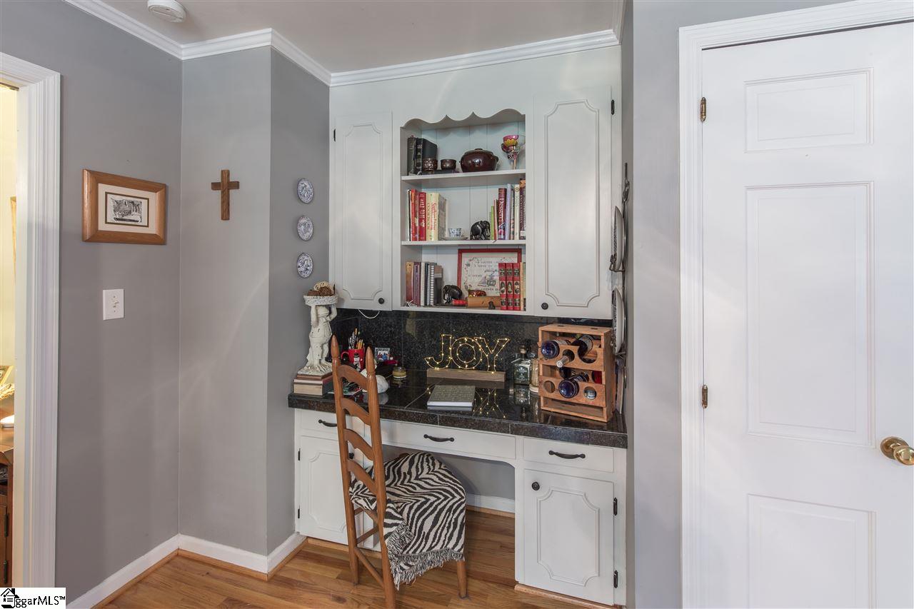 300 Wilmington Road Greenville, SC 29615 - Photo 9 of 29 Gallery Image 9
