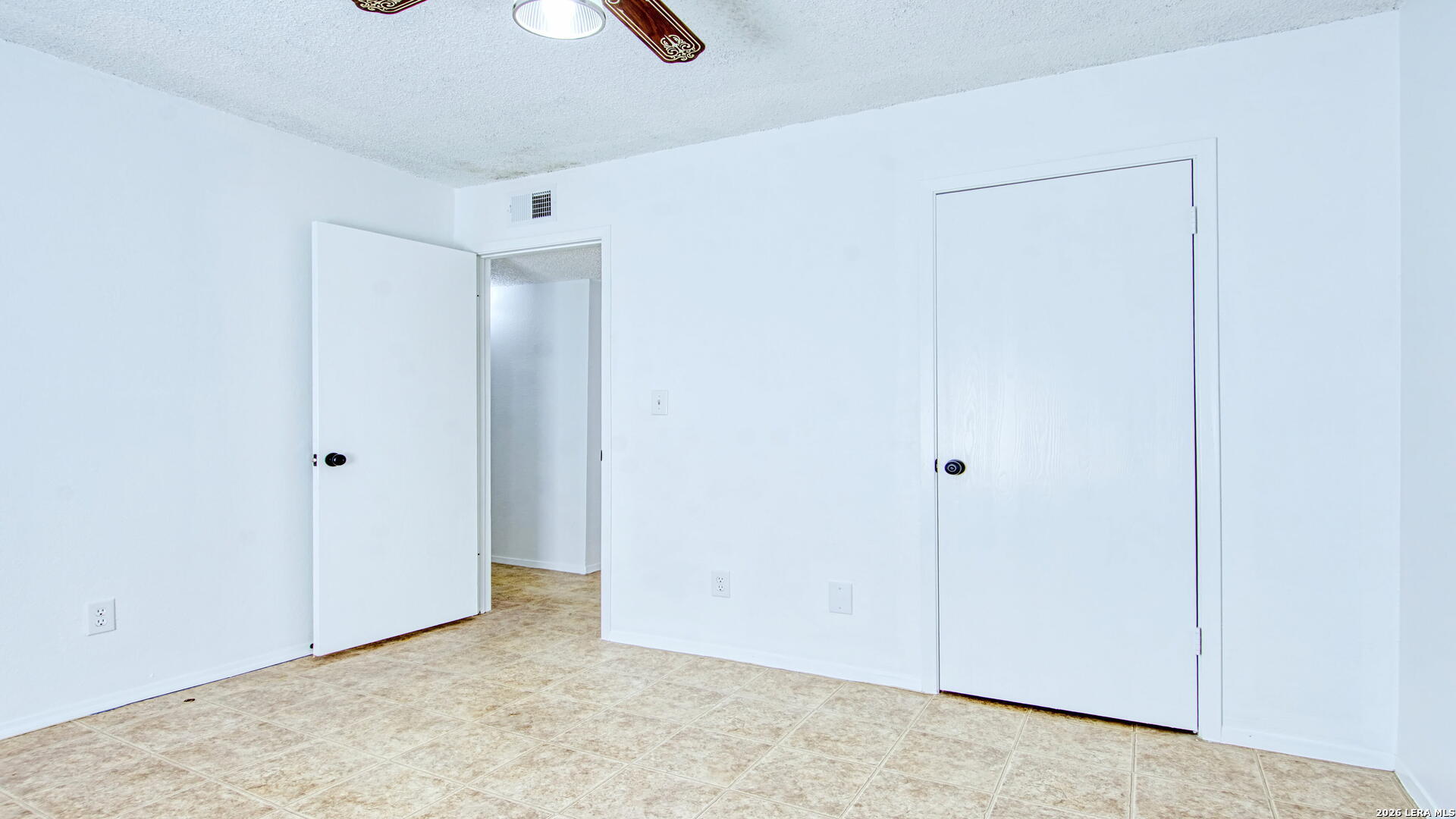 406 Pine Street Kenedy, TX 78119 - Photo 28 of 31 a view of an empty room