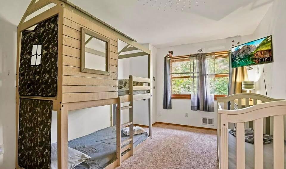 266 Image Drive Scotrun, PA 18355 - Photo 10 of 23 Bedroom 2