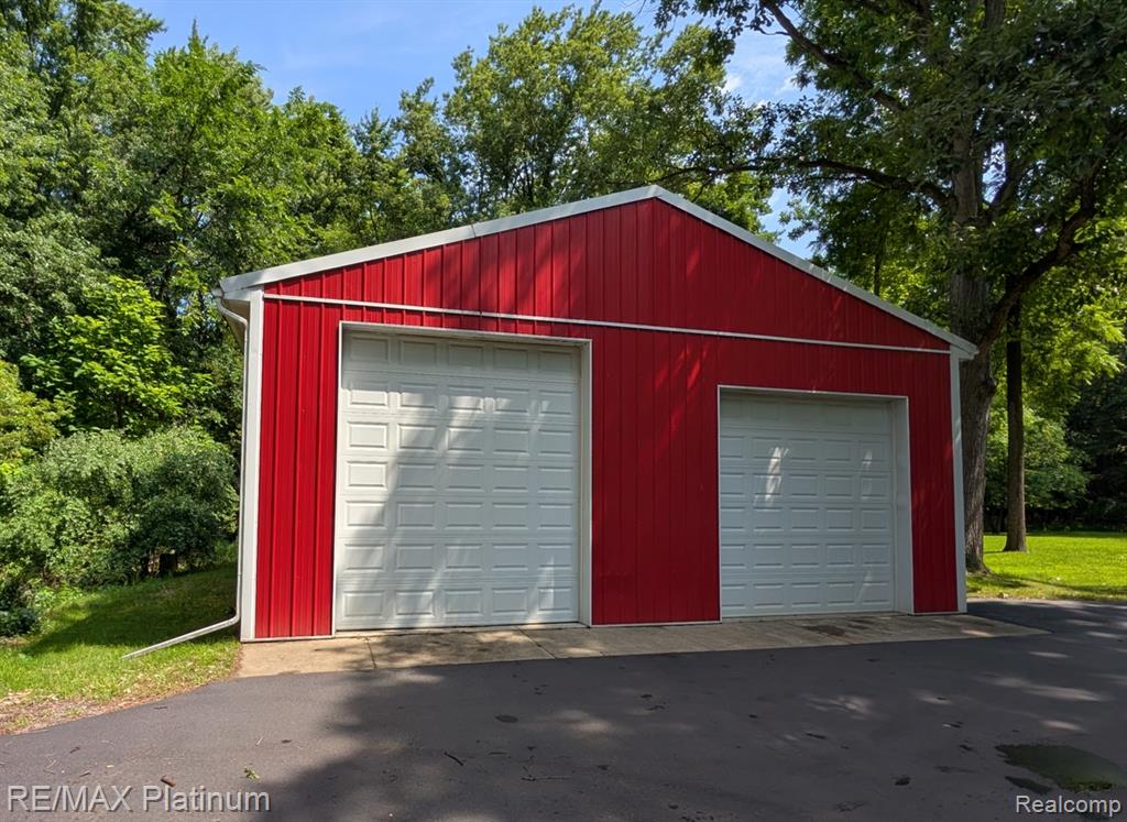 1430 Dauner Road Fenton, MI 48430 - Photo 34 of 41