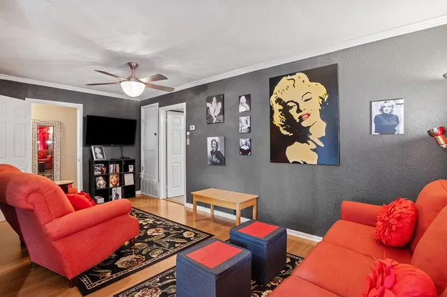 $579,000 | 812 West Austin Street, Fredericksburg, TX 78624