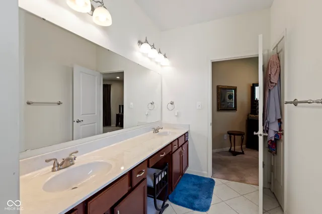 $450,000 | 8922 Crystal Lake Drive, Indianapolis, IN 46240