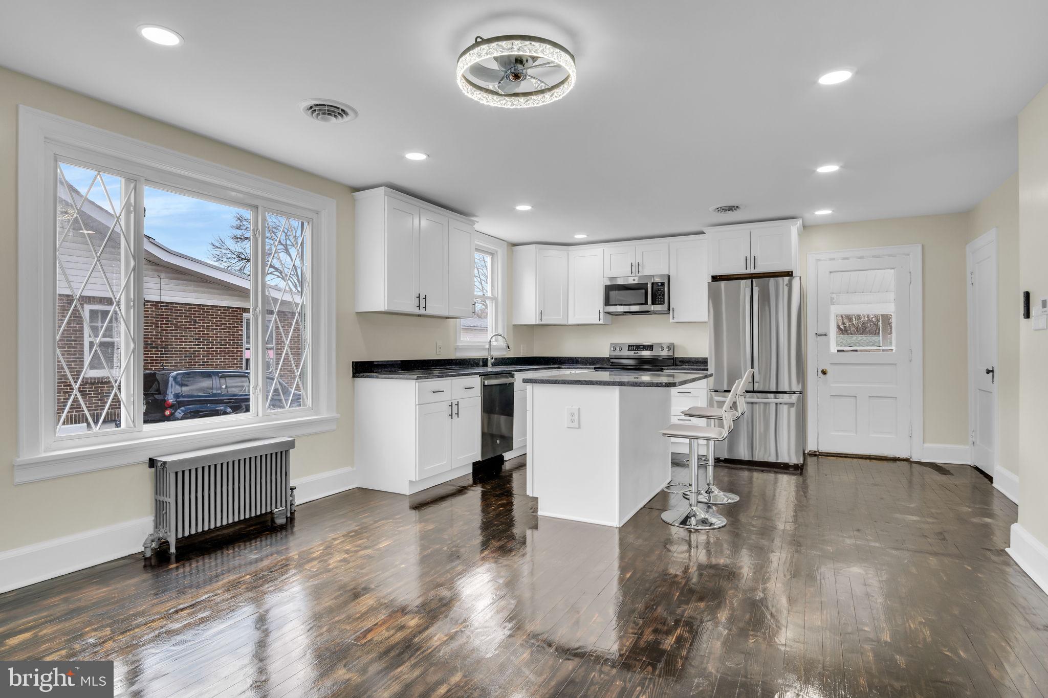 1324 Spring Road Carlisle, PA 17013 - Photo 3 of 19 Gallery Image 3
