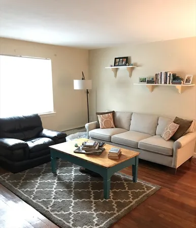 $2,600 | 79 Chestnut Street, Unit 2, Brookline, MA 02445