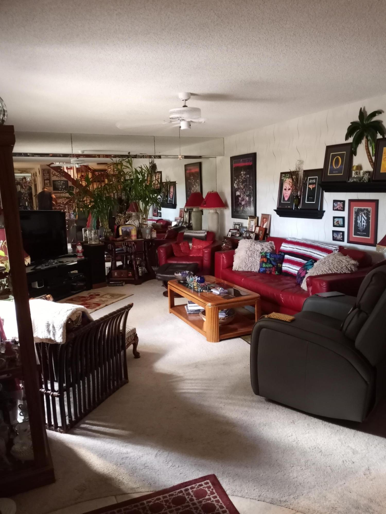 5808 58th Way West Palm Beach, FL 33409 - Photo 2 of 15 Living