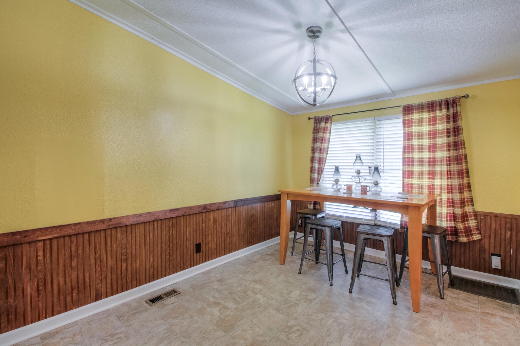 262 Dorris Road Portland, TN 37148 - Photo 12 of 29 a view of dining room with furniture and window
