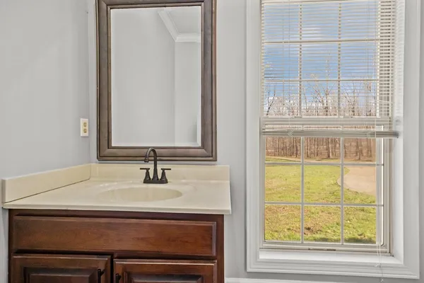 $795,000 | 662 Oak Shadow Drive, New Johnsonville, TN 37134