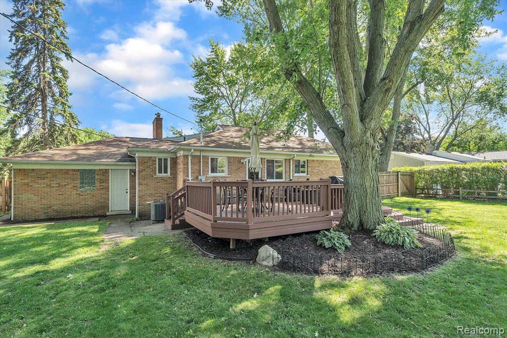 120 Windsor Road Rochester Hills, MI 48307 - Photo 34 of 37