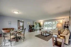 $440,000 | 913 Southeast 43rd Terrace, Cape Coral, FL 33904