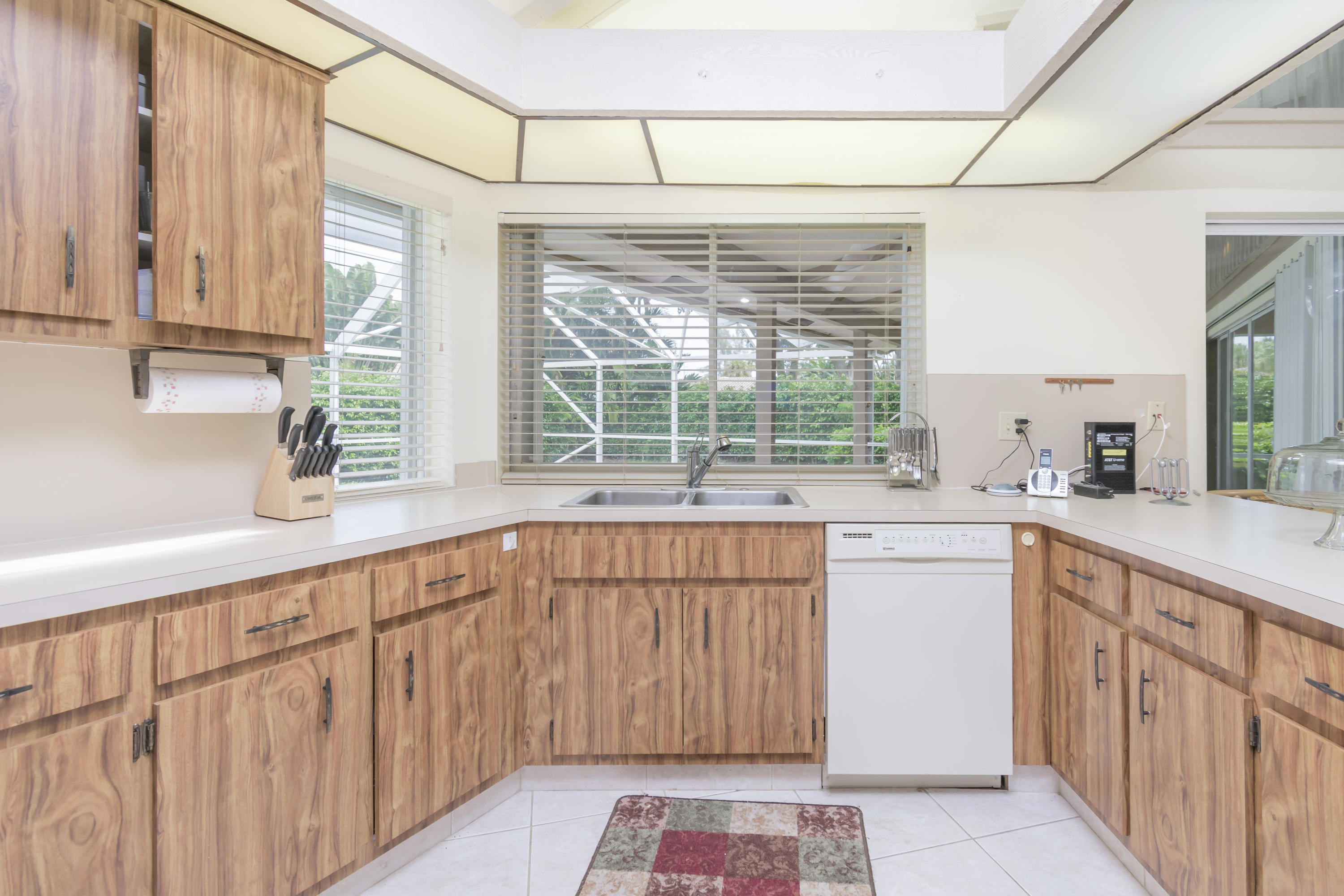 1253 Northwest 15th Street Boca Raton, FL 33486 - Photo 3 of 32 3