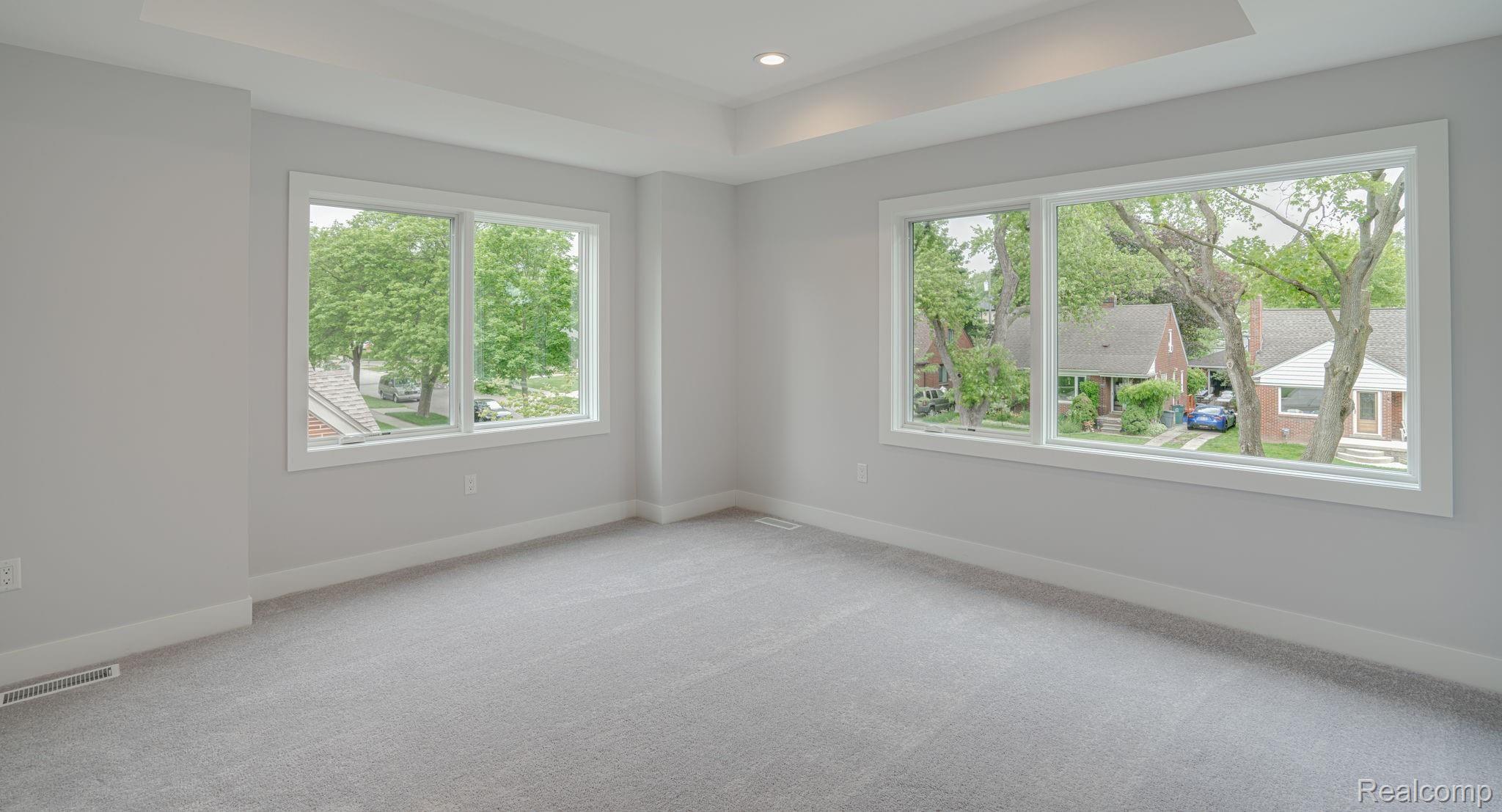 2736 Windemere Road Birmingham, MI 48009 - Photo 27 of 46 2736 Windemere Birmingham-26.jpg