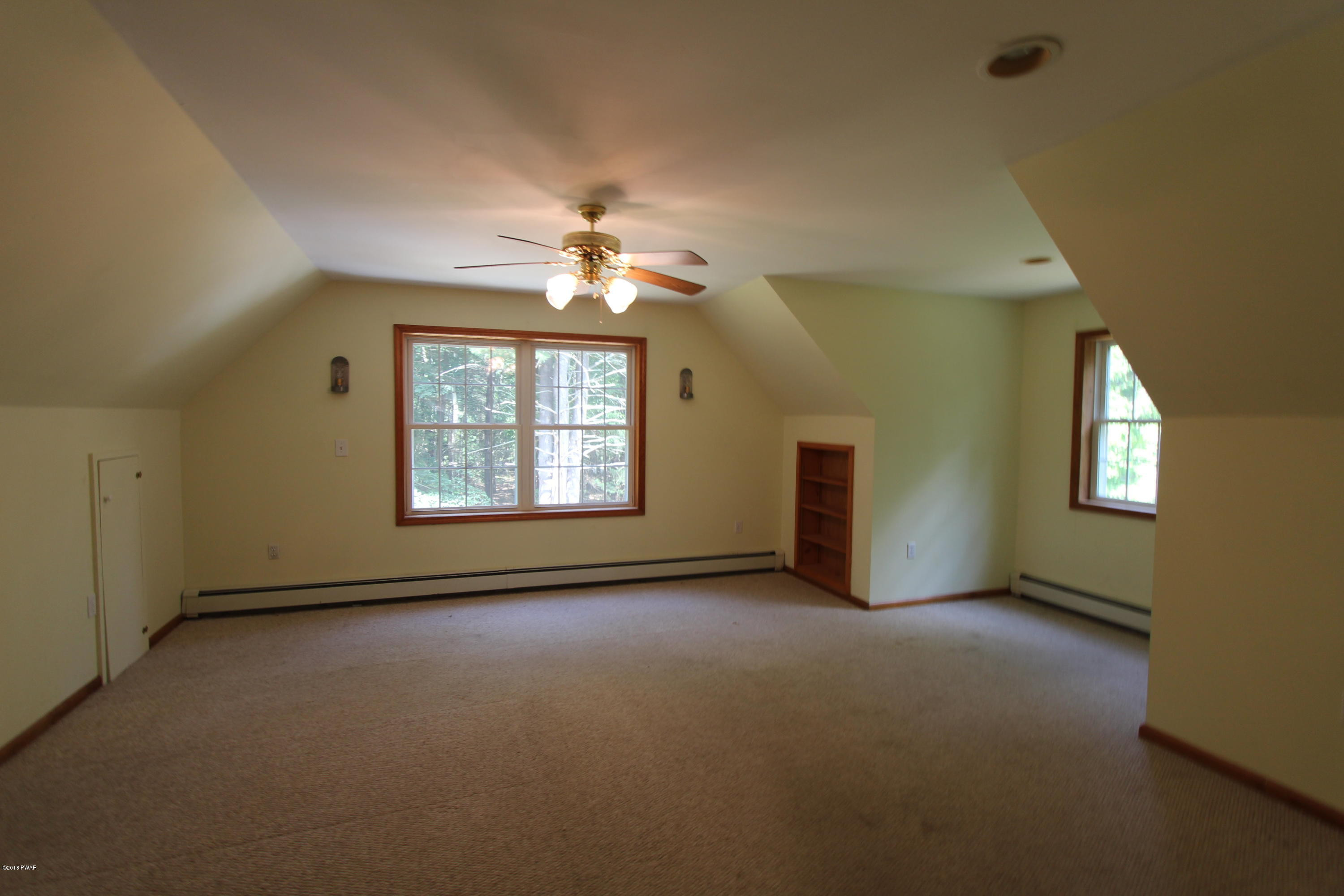 121 Stone Field Road Milford, PA 18337 - Photo 11 of 16