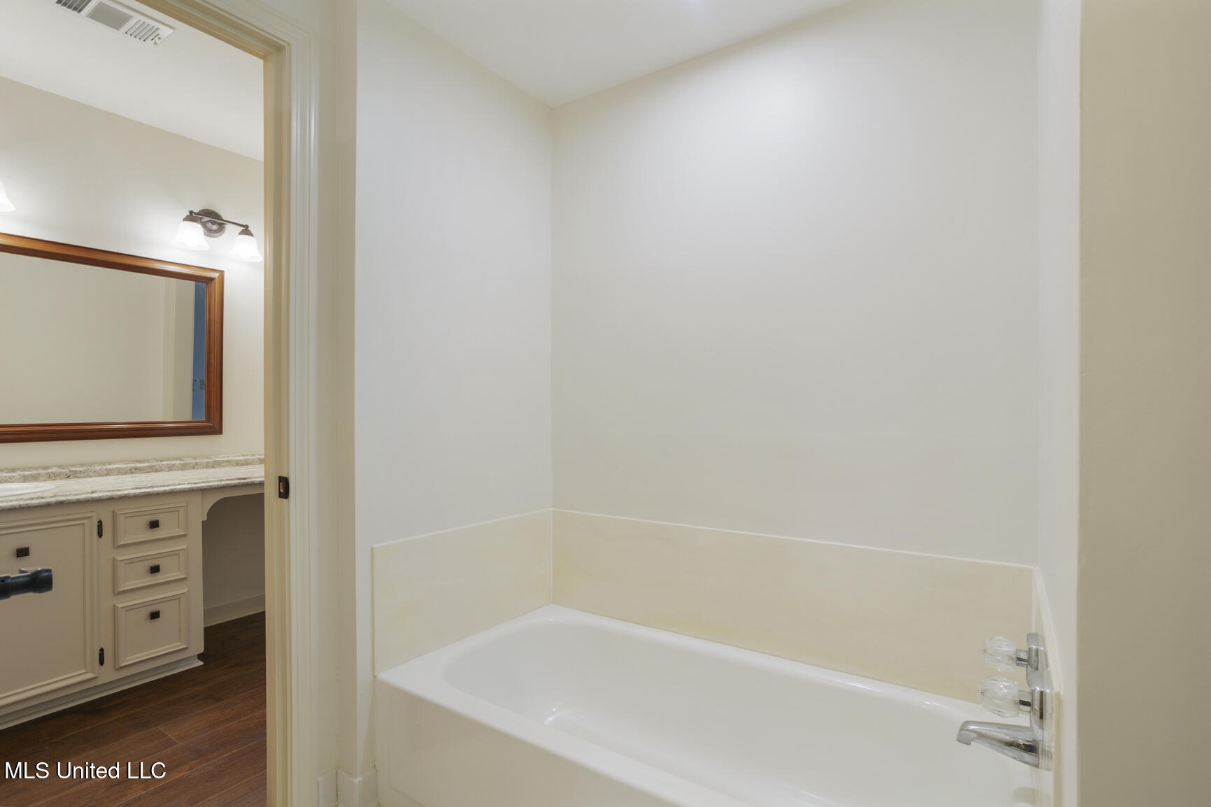 121 Kenbridge Lane Madison, MS 39110 - Photo 20 of 34 121 Kenbridge Ln-20