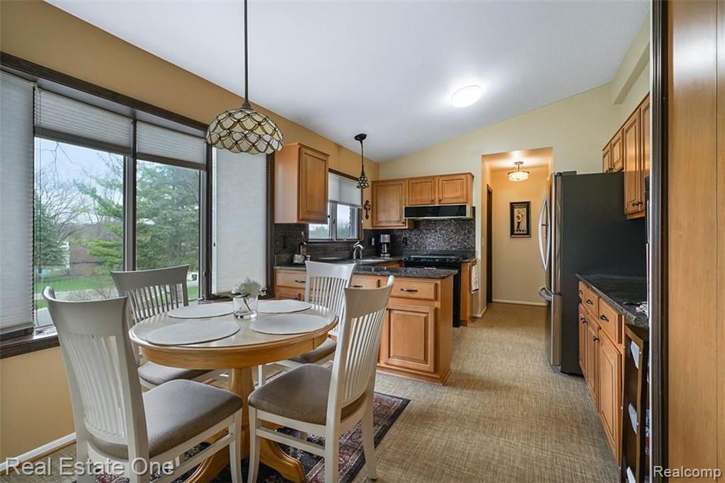 108 Shagbark Drive Rochester Hills, MI 48309 - Photo 11 of 30
